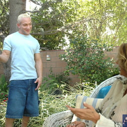 Lisa Lipps in 'Naughty America' and Brett Rockman in My Friends Hot Mom (Thumbnail 4)