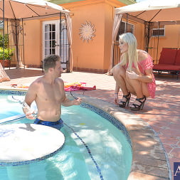 Zoey Paige in 'Naughty America' and Levi Cash in My Sisters Hot Friend (Thumbnail 1)