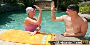 Bella Blaze en 'and Anthony Rosano in Naughty Athletics'