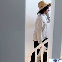 Blake Blossom en Trophy Wives (foto 28) Blake Blossom en 'Naughty America' Trophy Wives (Miniatura 28)