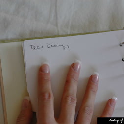 Danielle Derek in Diary of a Milf (Photo 117) Danielle Derek in 'Naughty America' Diary of a Milf (Thumbnail 117)